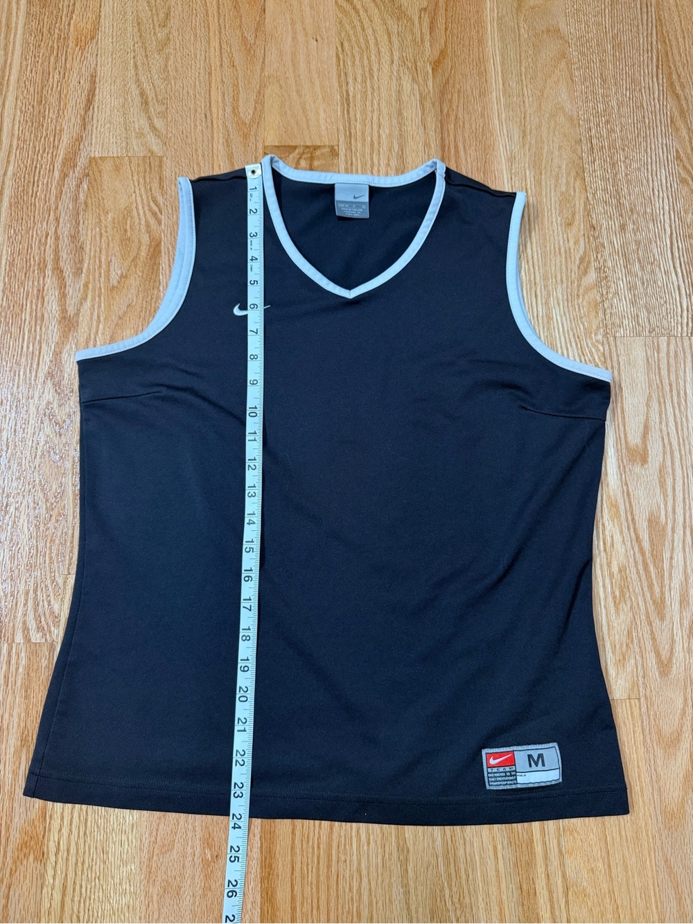 Vintage Nike Sleeveless Basketball Jersey Black Polyester Women's Regular Size M - Picture 6 of 7
